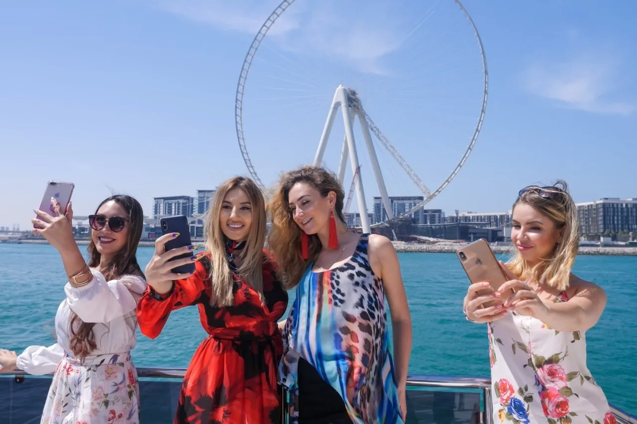 Dubai Marina Yatch Experience