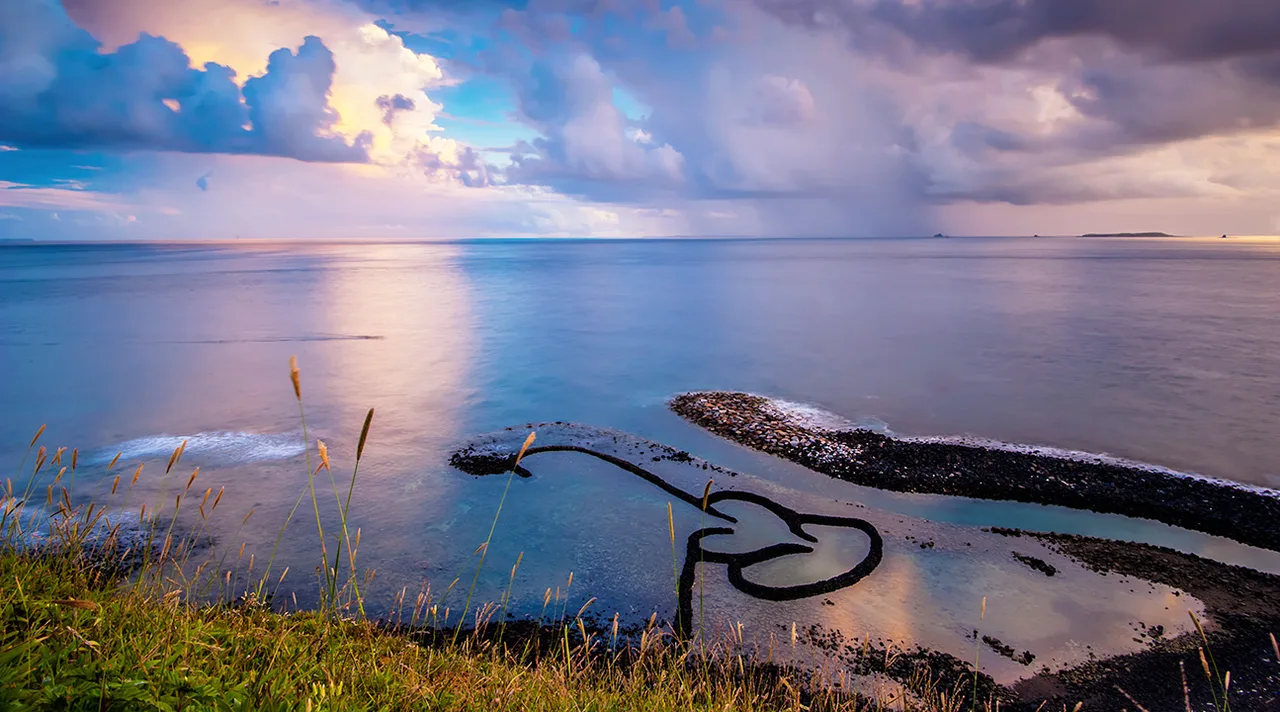 Penghu Island Hopping: Tongpan Cruise & Cimei & Wang'an One-Day Tour