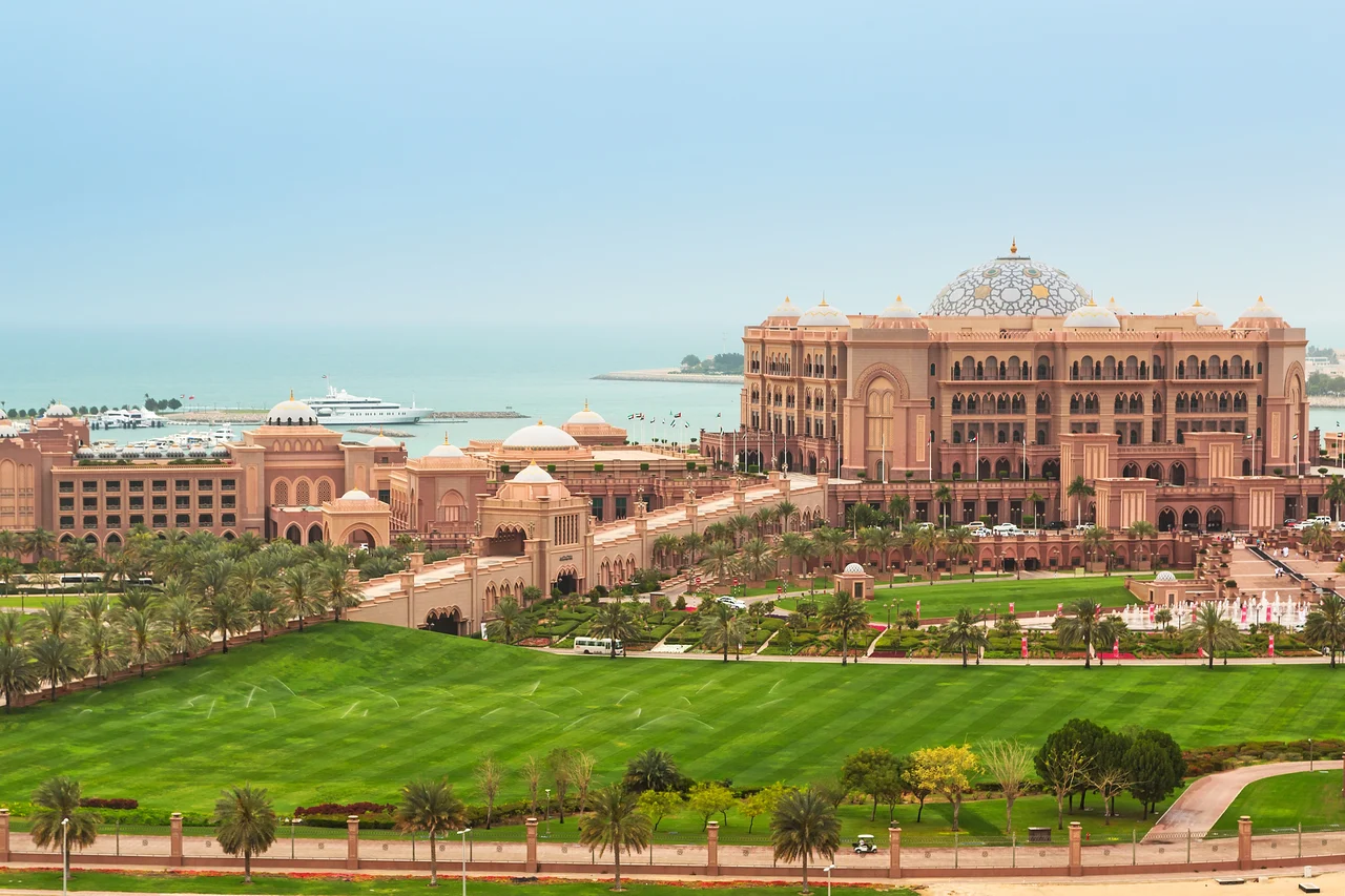 Abu Dhabi City Tour with Multiple Options & Departure Points