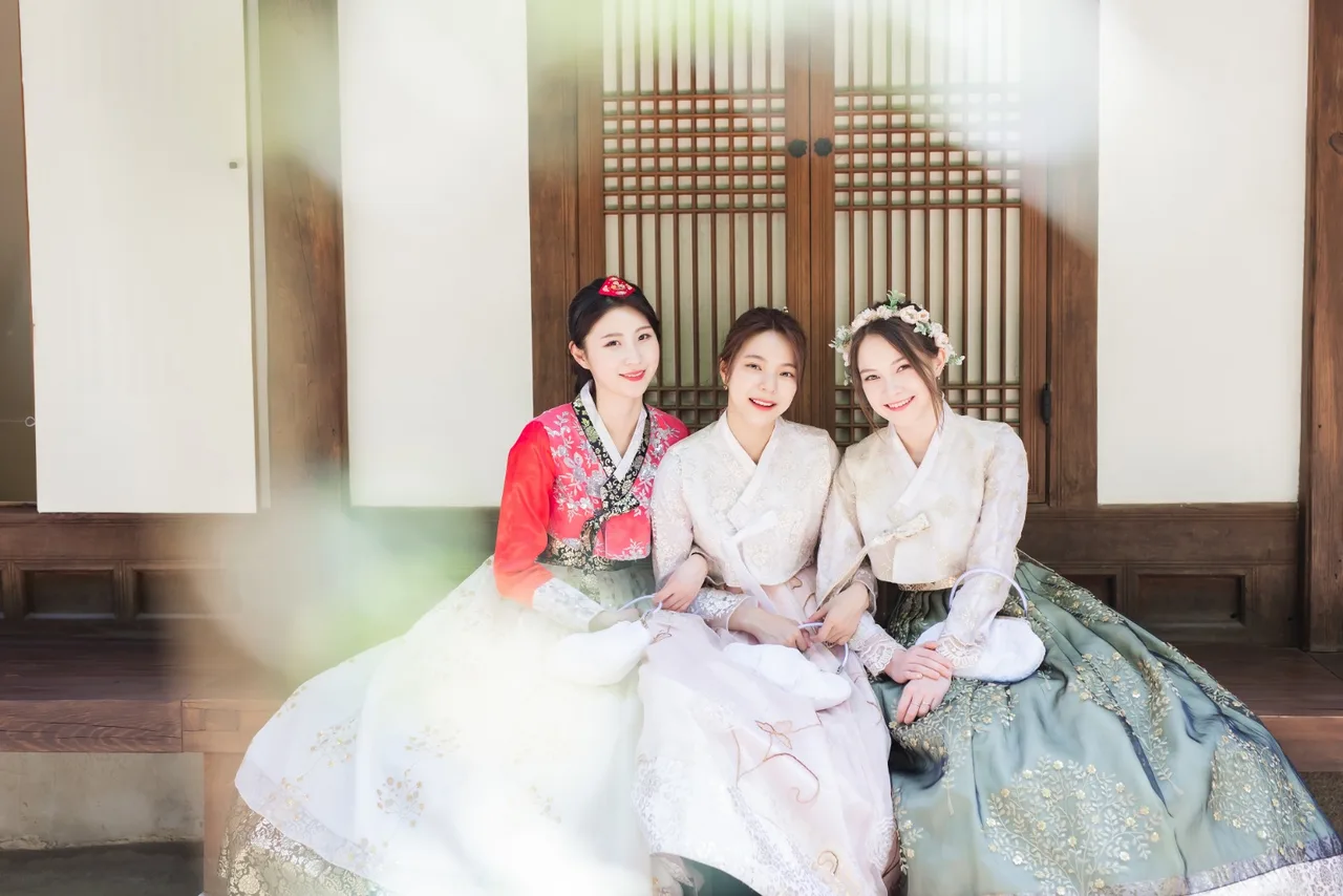 [Oneday Hanbok] Seoul Gyeongbokgung Hanbok Rental Experience