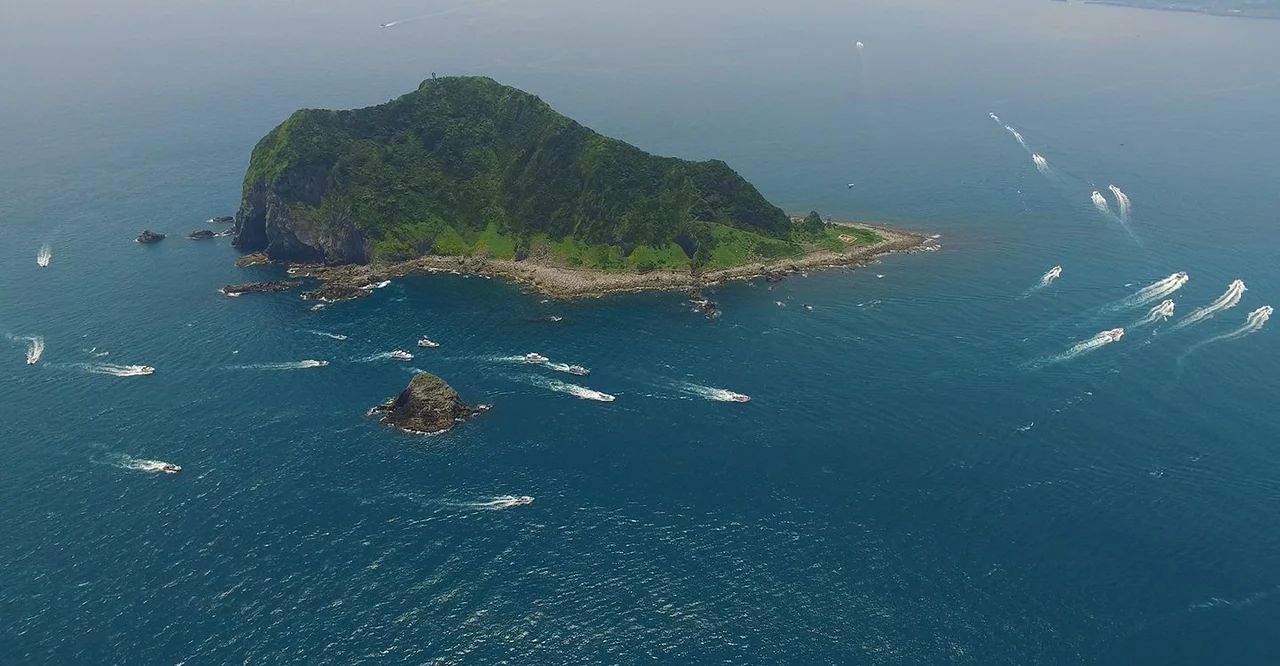 Keelung Island Landing, Island Tour, Lighthouse Visit