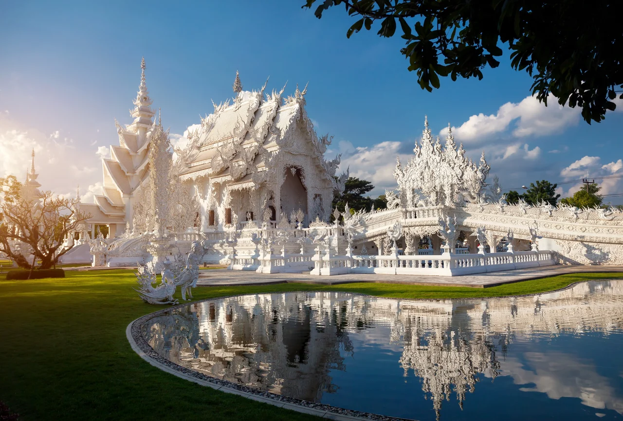 Chiang Rai White, Blue Temple, Black House Museum, Hot Spring Tour