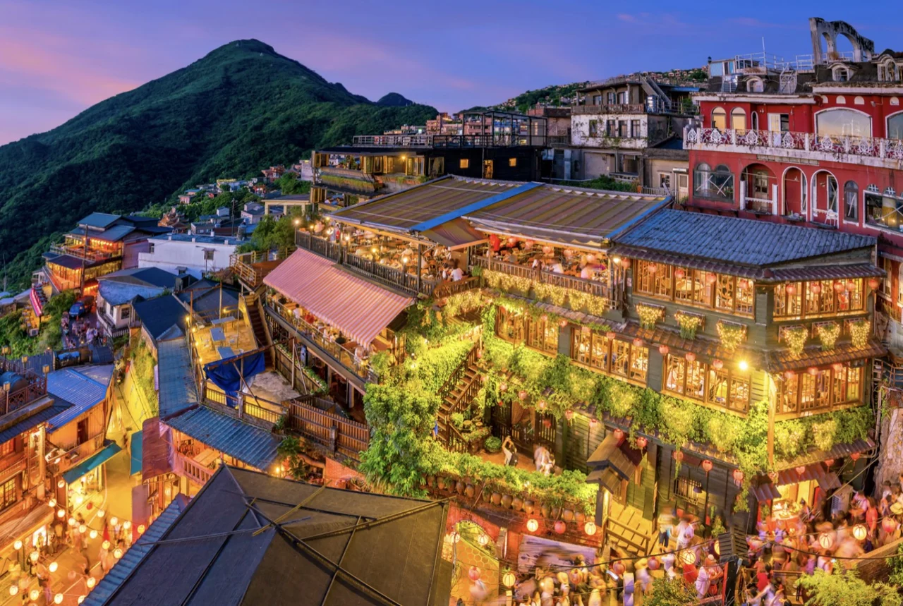 Yehliu Geopark, Jiufen, Shifen, and Golden Waterfall Day Tour