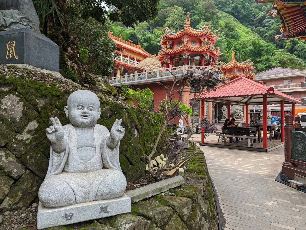 Alishan & Fenqihu One-Day Tour (Taichung City pick-up)