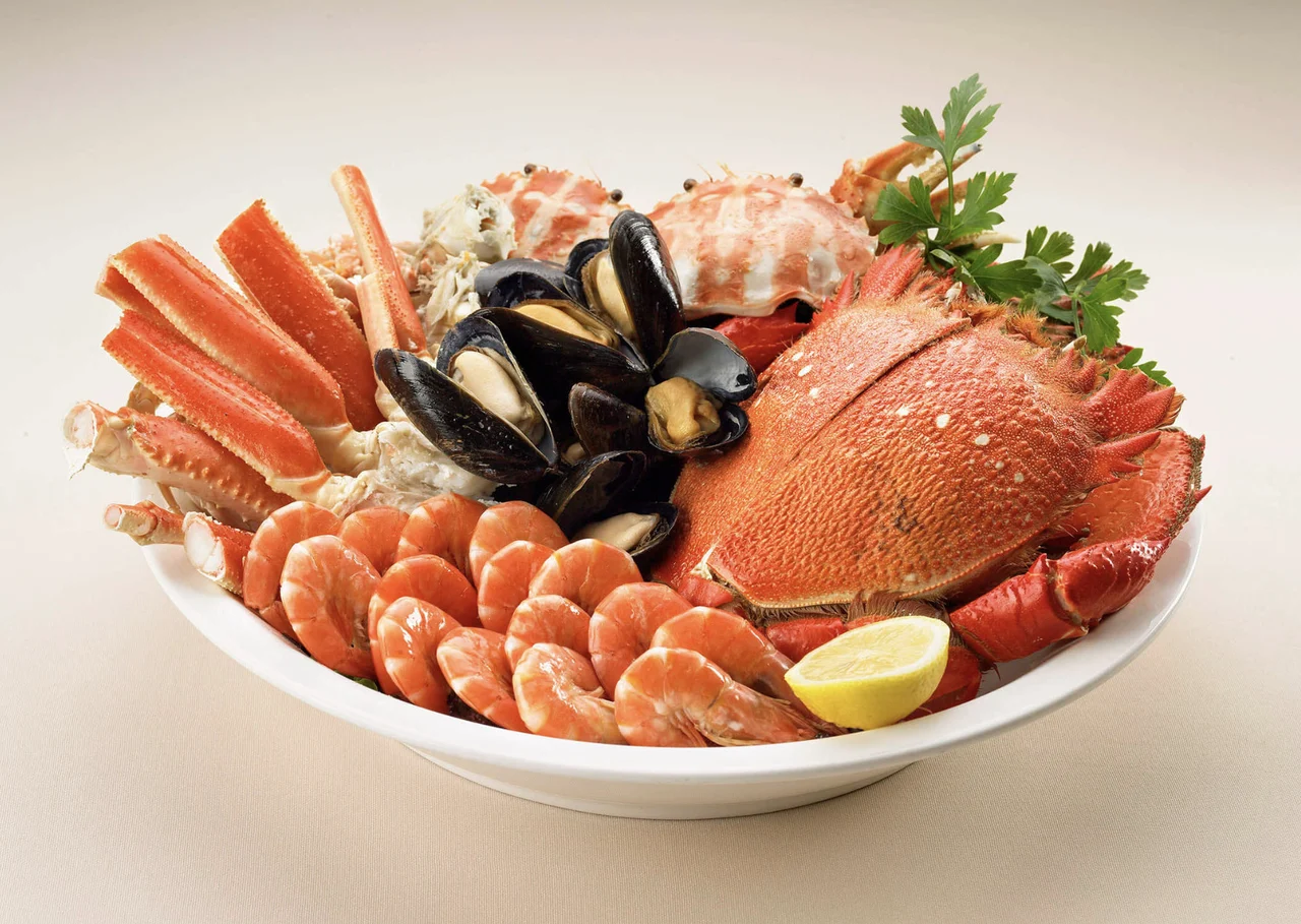 The Royal Garden Hotel | The Greenery | Lunch Buffet, Dinner Buffet