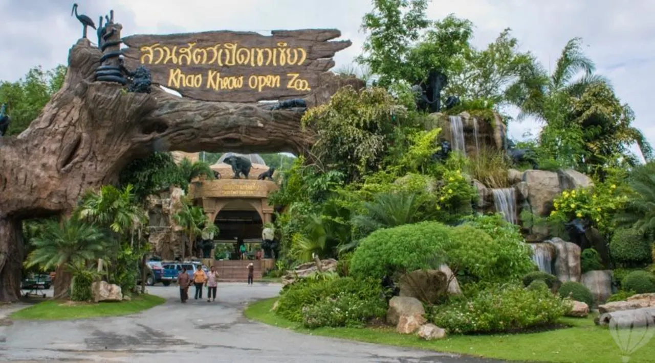 Khao Kheow Open Zoo Ticket