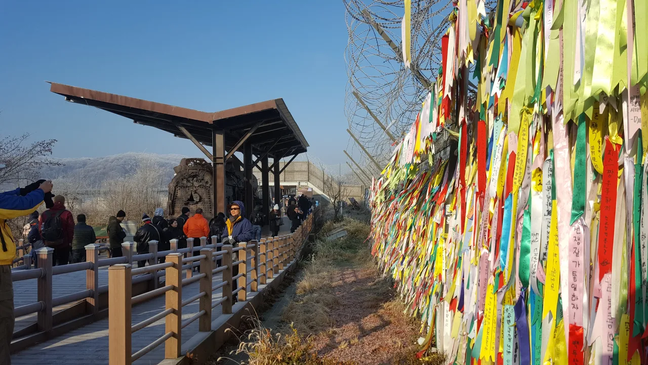 DMZ Guided Tour with Gondola/Suspension Bridge/North Korean Defector