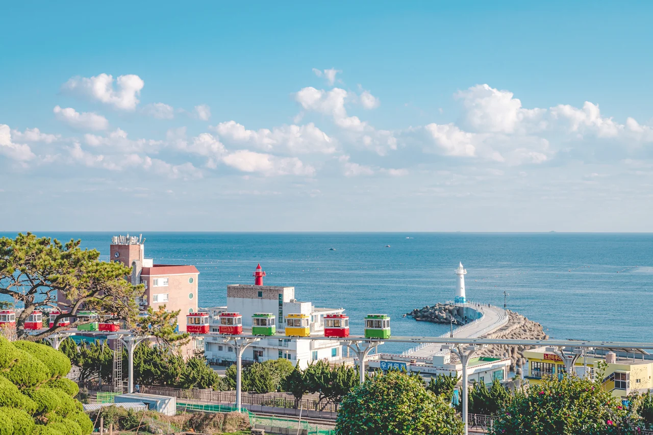 Busan Highlight City Tour with Sky Capsule, Gamcheon, Yacht & more