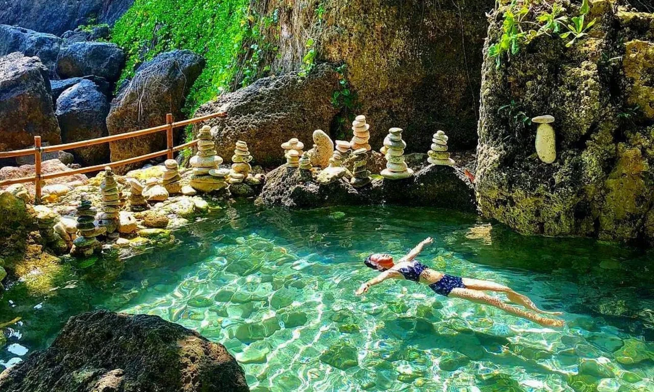 Nusa Penida Instagramable Day Tour With Snorkelling Experience