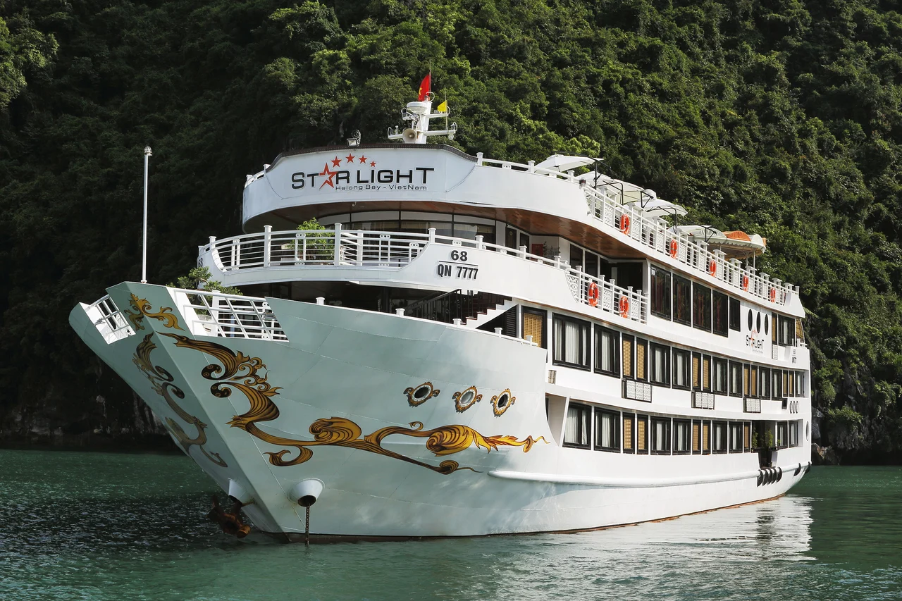 Starlight 2D1N Cruise: Ha Long Bay, Sung Sot, Ti Top