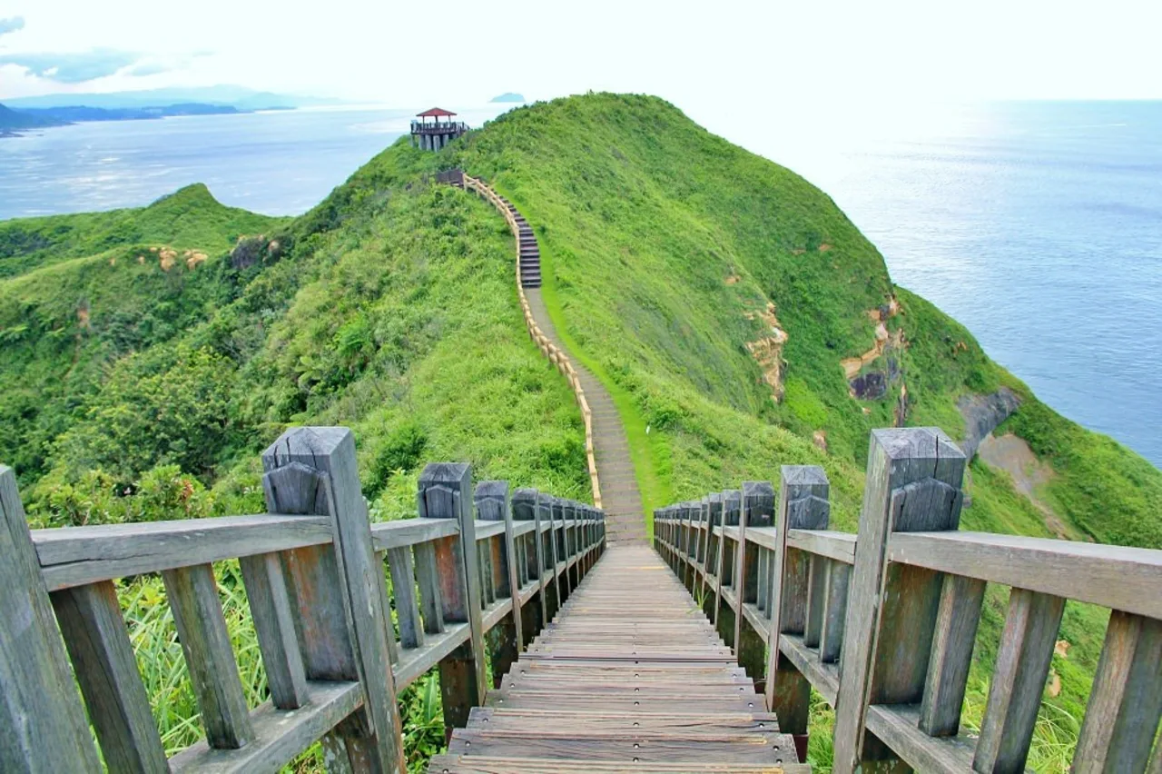 Northeast Coast Instagram Tour in New Taipei