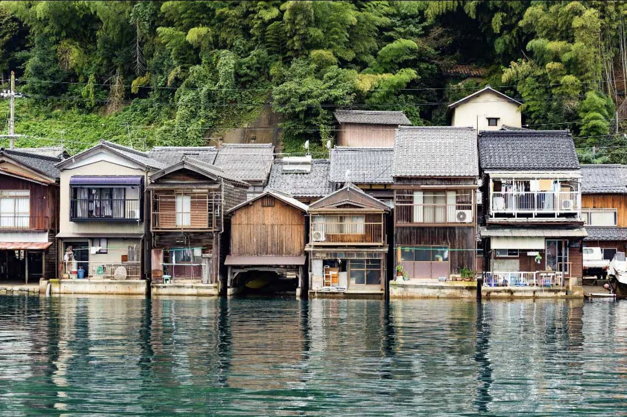 Kyoto: Ine Funaya, Amanohashidate & Miyama Thatched Village Day Tour (Departing from Kyoto)