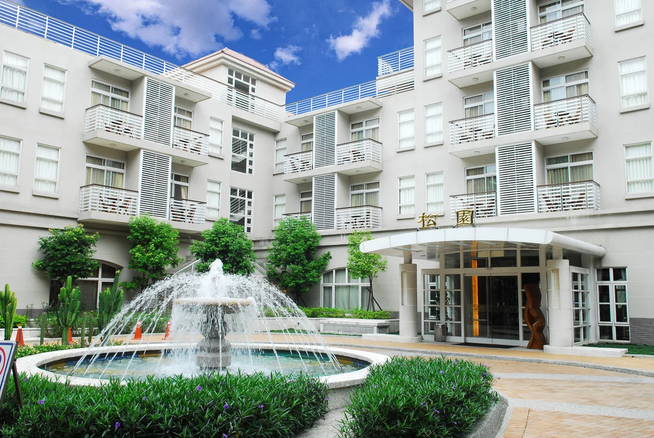 Miaoli West Lake Resortopia Ticket