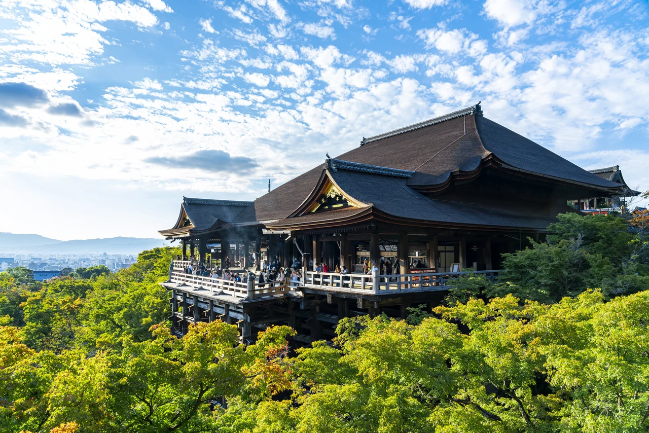 Fushimi Inari-taisha, Arashiyama, Kiyomizudera, Kinkaku-ji Day Tour