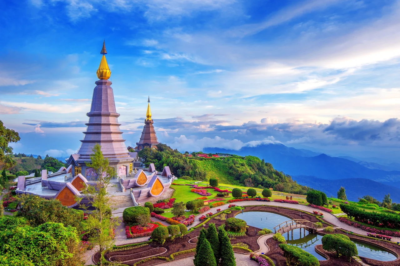 Doi Inthanon National Park Full Day Tour in Chiang Mai