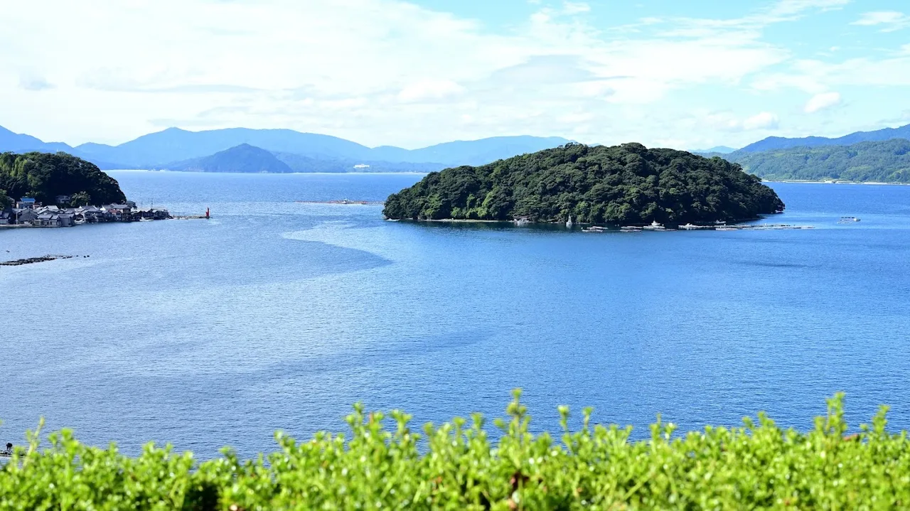 Kyoto Amanohashidate & Ine Funaya & Ine Bay Scenic Day Trip (Departing from Osaka or Kyoto)